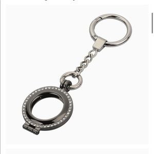 Stainless & Rhinestone Apple AirTag Full Body Case